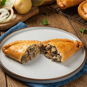Lamb & Mint Pasty (ready to bake)