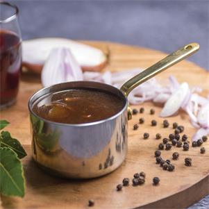 Red Wine & Shallot Gravy