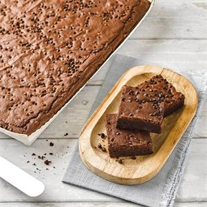 Chocolate Fudge Brownie Sheet Cake