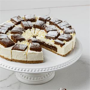 Pre-Cut Gingerbread Cheesecake