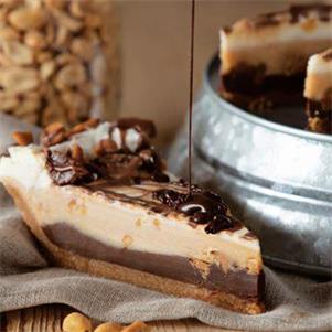 Choc Peanut Butter Pie with Peanut Butter Cups